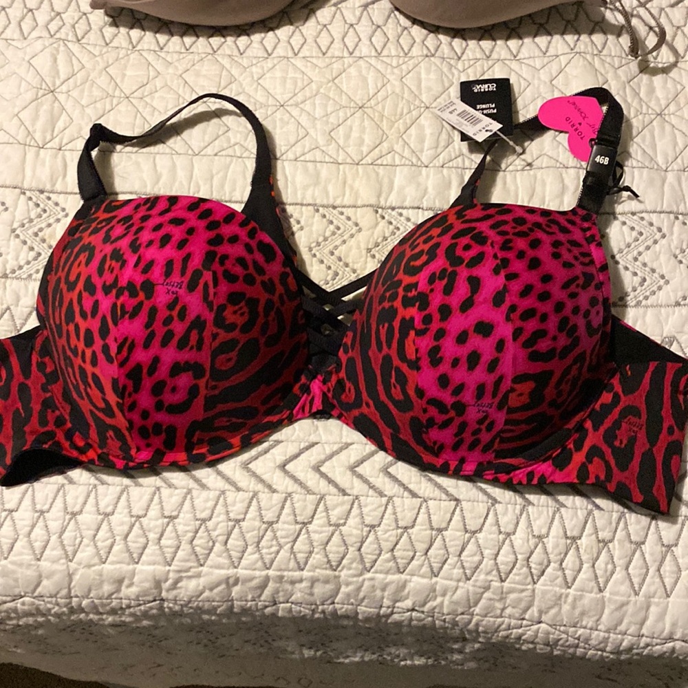 Torrid push up plunge bra